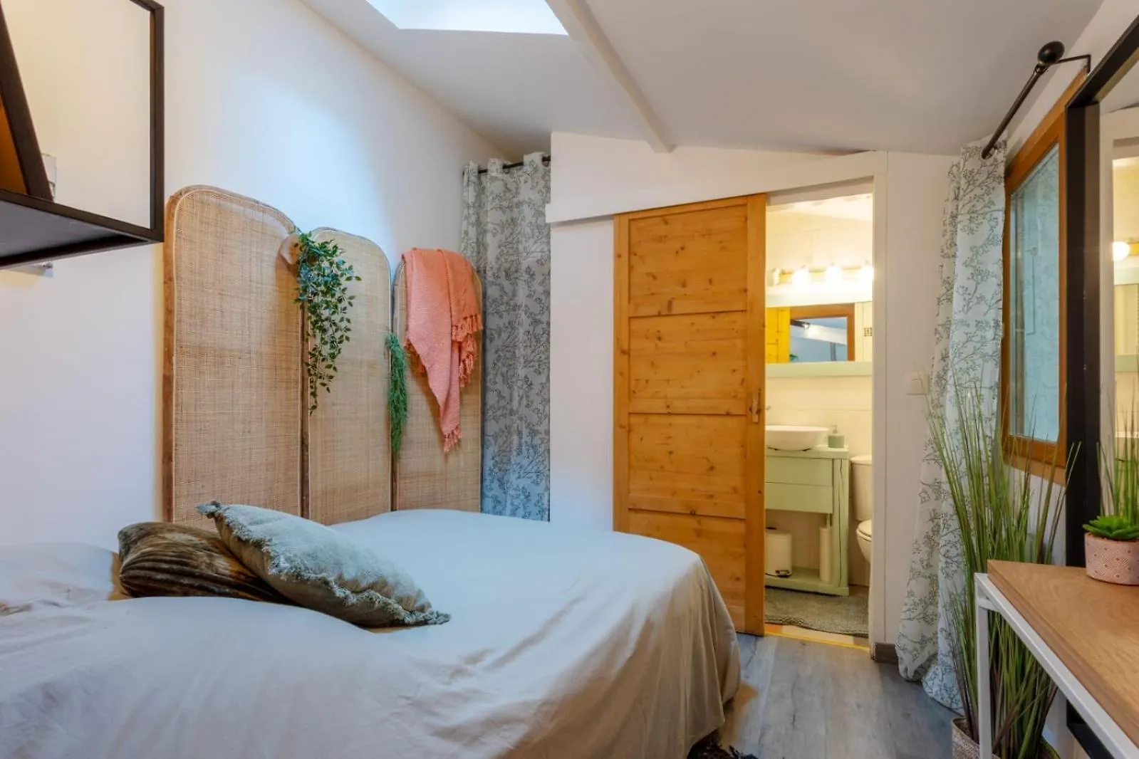 Appartement Chartreuse, Clim, Parking, Terrasse Au Calme à Toulouse